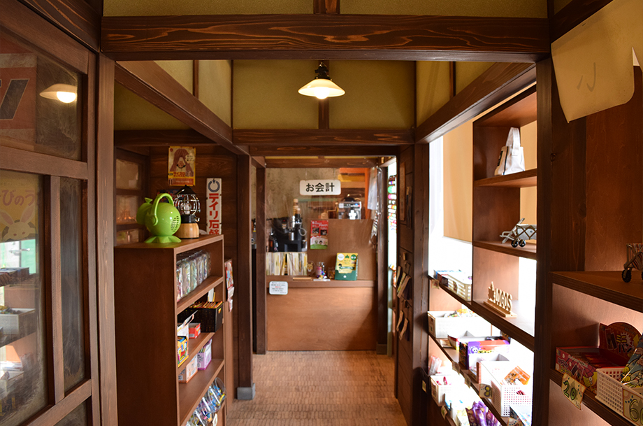 駄菓子屋店内の写真