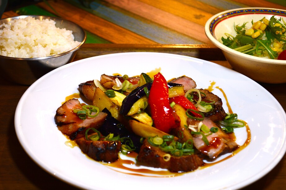 NEW　豚ロース炙り焼きてりやきソース